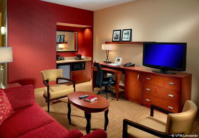 Four Points By Sheraton Birmingham Гоумвуд Екстер'єр фото