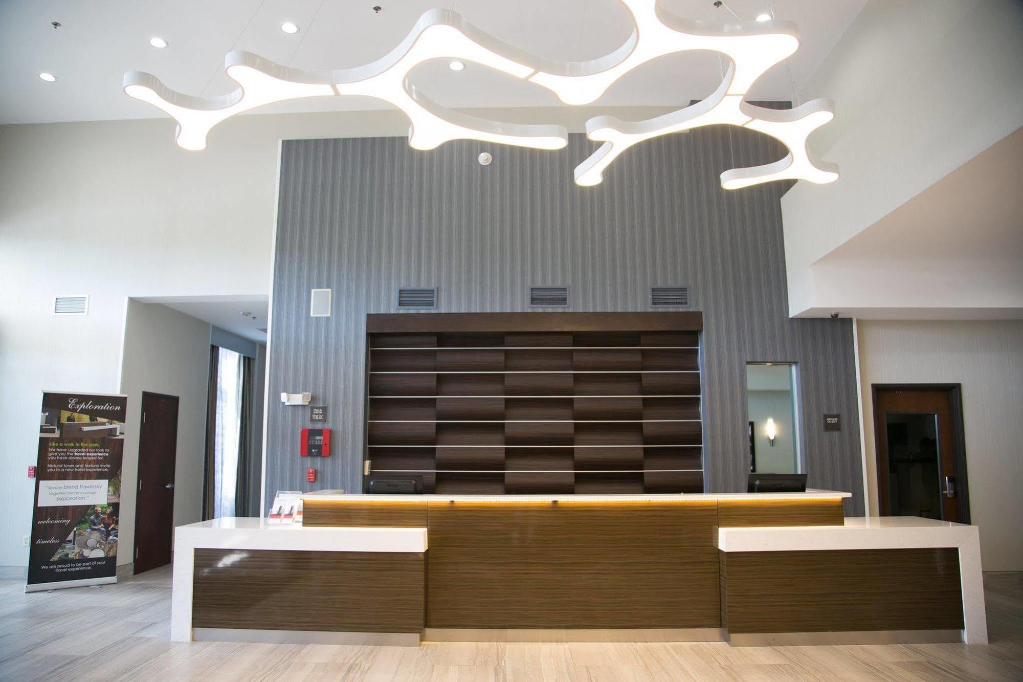 Four Points By Sheraton Birmingham Гоумвуд Екстер'єр фото